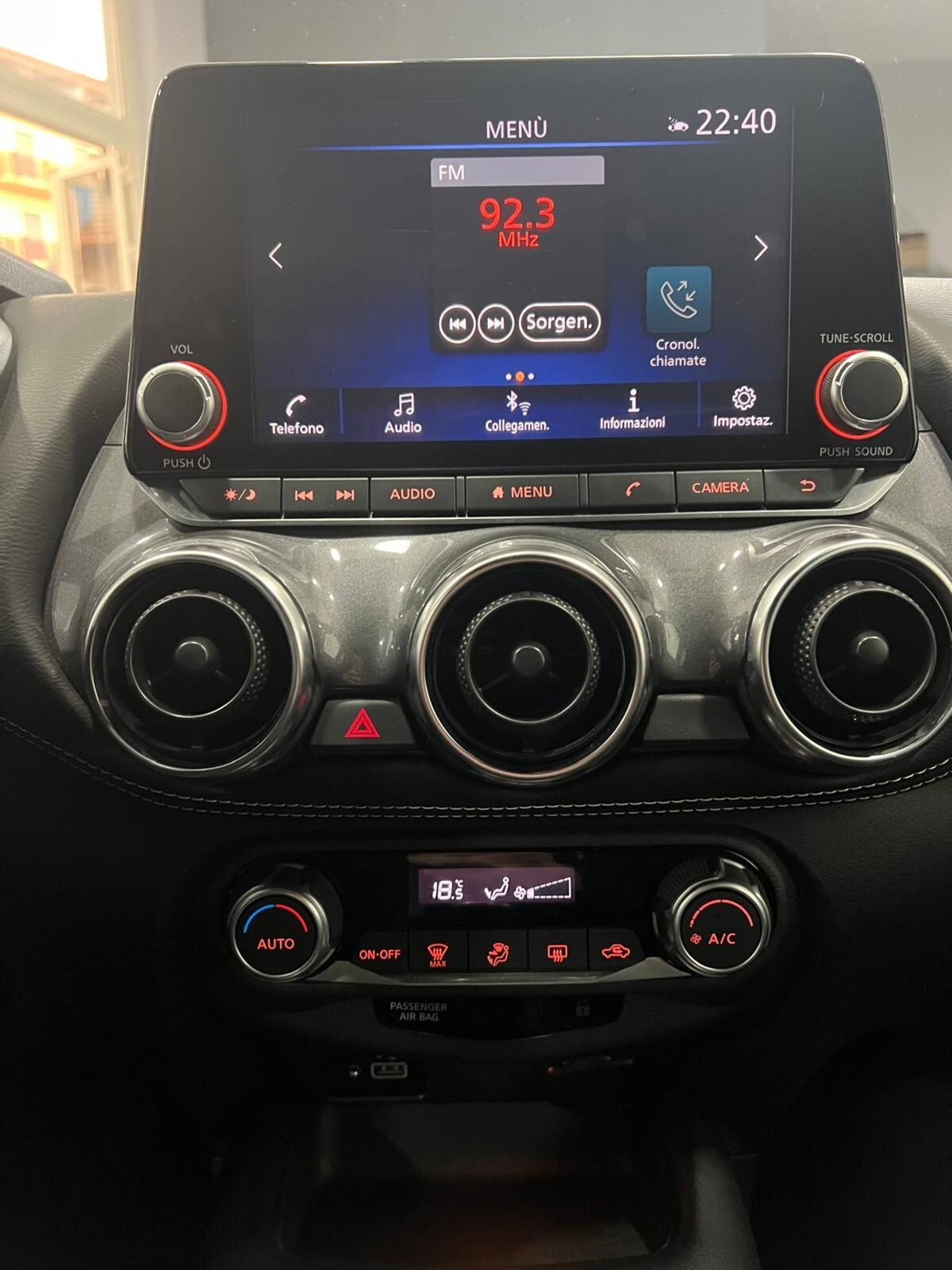 Nissan Juke 1.0 dig-t N-Connecta 114cv (17)