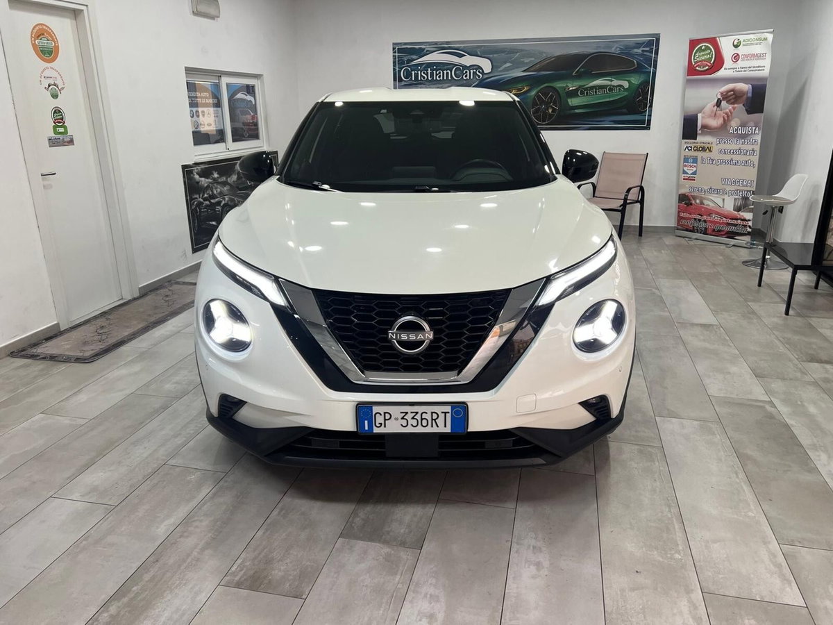 Nissan Juke 1.0 dig-t N-Connecta 114cv (2)