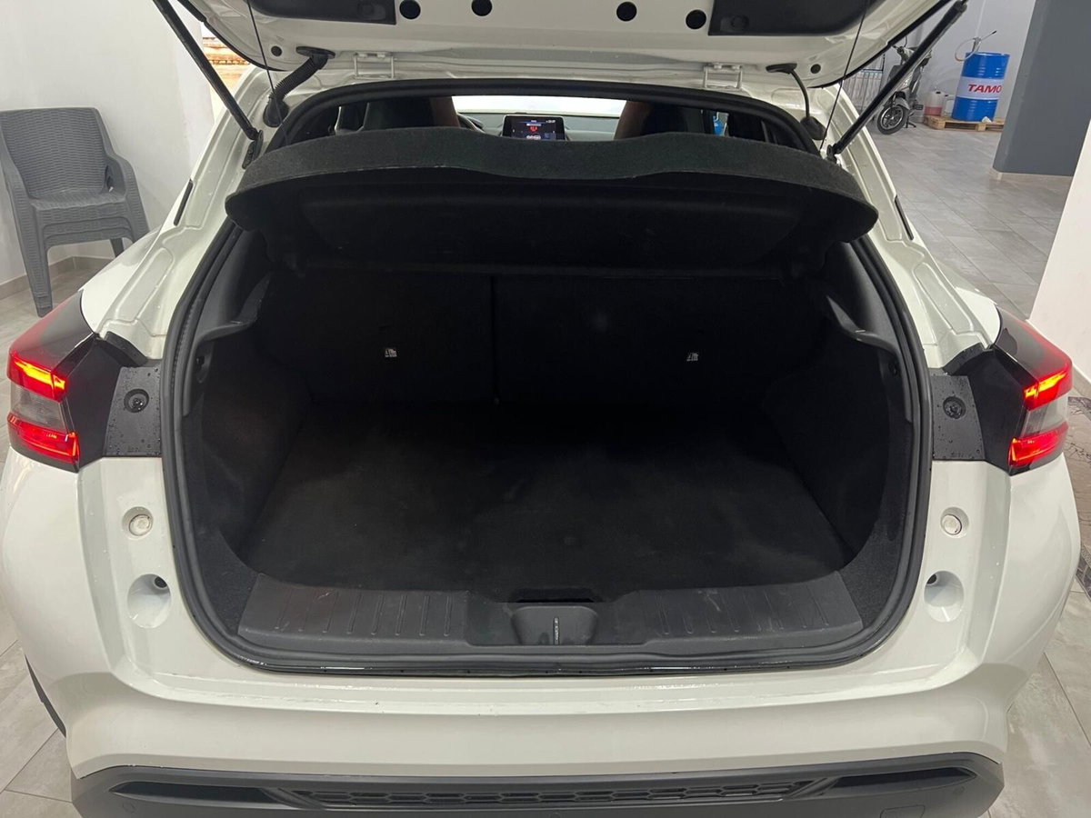 Nissan Juke 1.0 dig-t N-Connecta 114cv (8)
