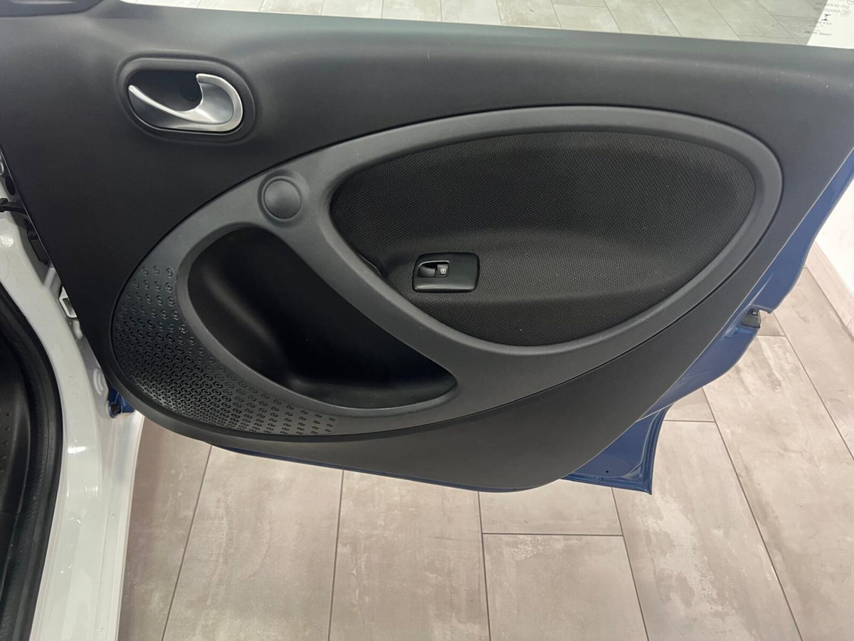 smart forfour forfour 90 0.9 Turbo twinamic Passion (12)