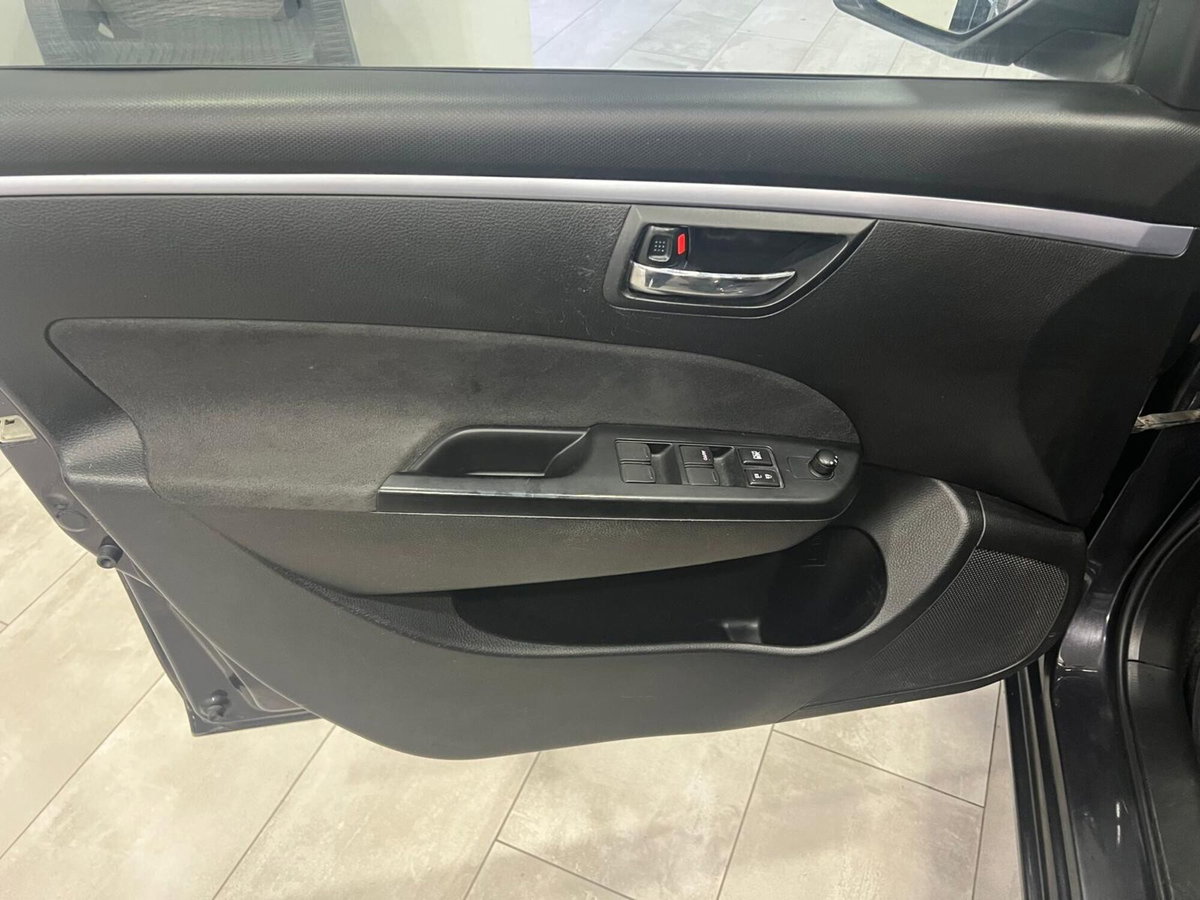 Suzuki Swift 1.3 DDiS 5 porte B-Cool (8)