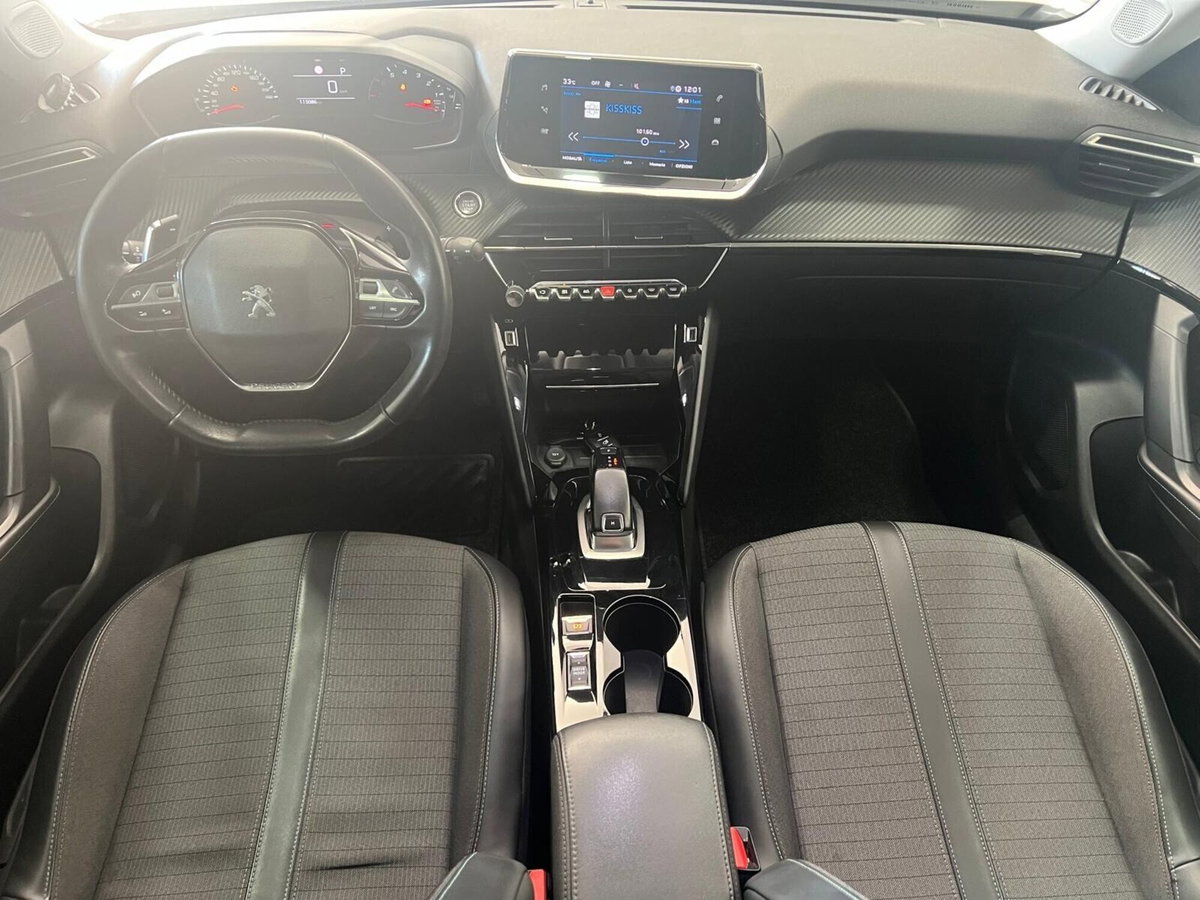 Peugeot 2008 BlueHDi 130 S&S EAT8 GT Pack (14)