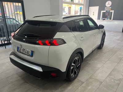 Peugeot 2008 BlueHDi 130 S&S EAT8 GT Pack (5)