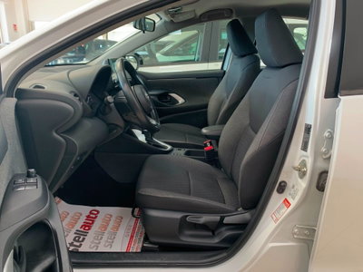Toyota Yaris 1.5 Hybrid 5 porte Energy (10)