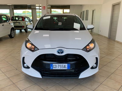Toyota Yaris 1.5 Hybrid 5 porte Energy (2)