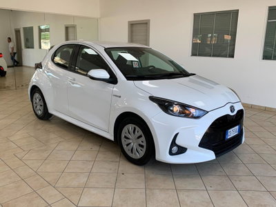Toyota Yaris 1.5 Hybrid 5 porte Energy (3)