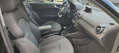 Audi A1 1.6 TDI 105 CV Ambition (9)