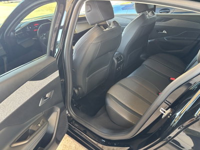 Peugeot 308 BlueHDi 130 S&S EAT8 Allure Pack (19)