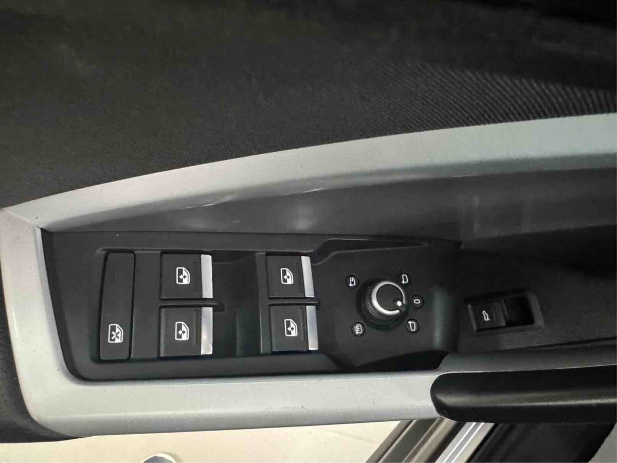 Audi Q3 Sportback 35 TDI quattro S tronic S line edition (17)