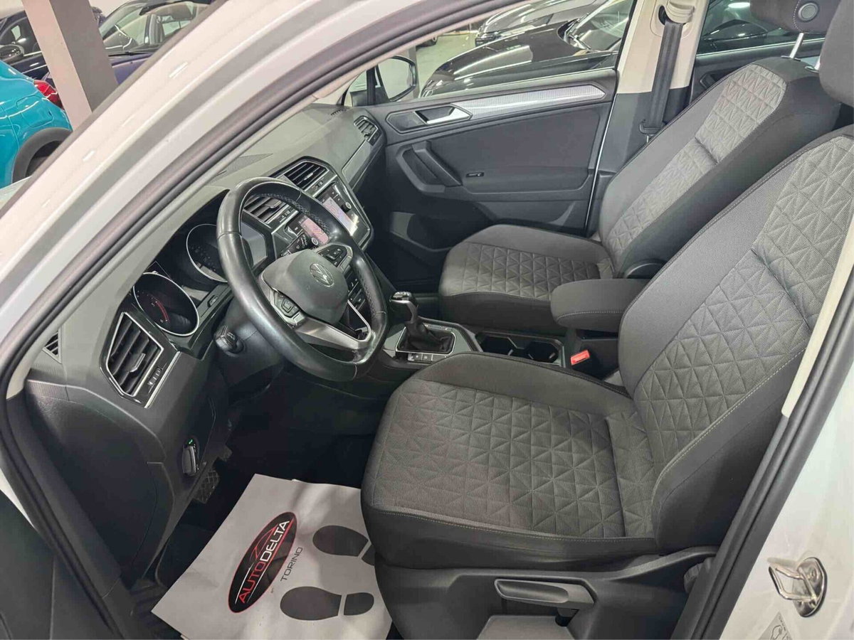 Audi Q3 Sportback 35 TDI quattro S tronic S line edition (9)