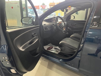 Lancia Ypsilon 1.2 69 CV 5 porte Elle (11)