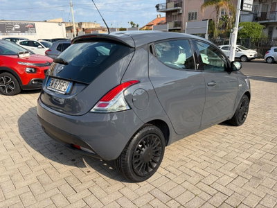 Lancia Ypsilon 1.2 69 CV 5 porte GPL Ecochic Gold (3)