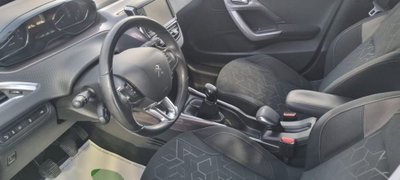 Peugeot 2008 e-HDi 92 CV Stop&Start robotizzato Allure (7)