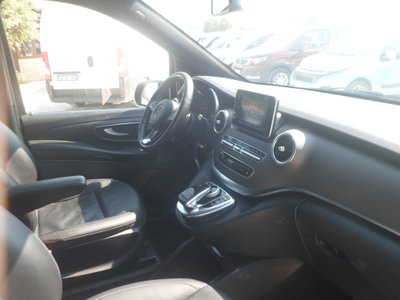Mercedes-Benz Classe V 250 d Automatic Premium Extralong (9)