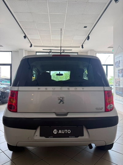 Peugeot 1007 1.4 Happy (4)