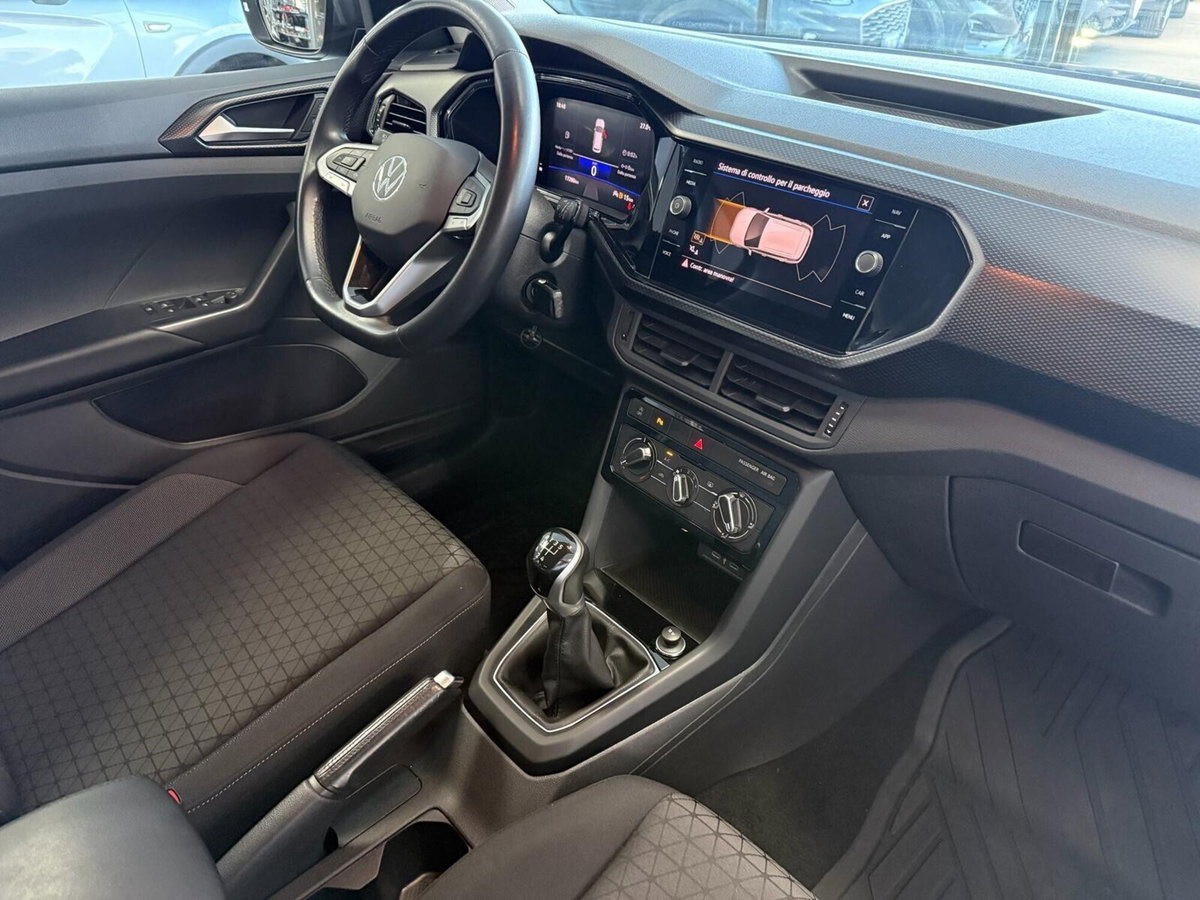Volkswagen T-Cross 1.0 TSI Style BMT (8)