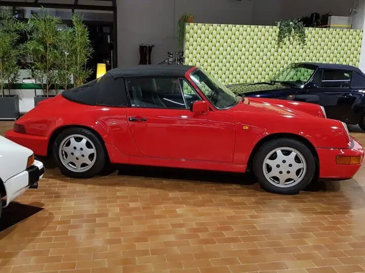 Porsche 911 Cabrio Carrera 4 (2)