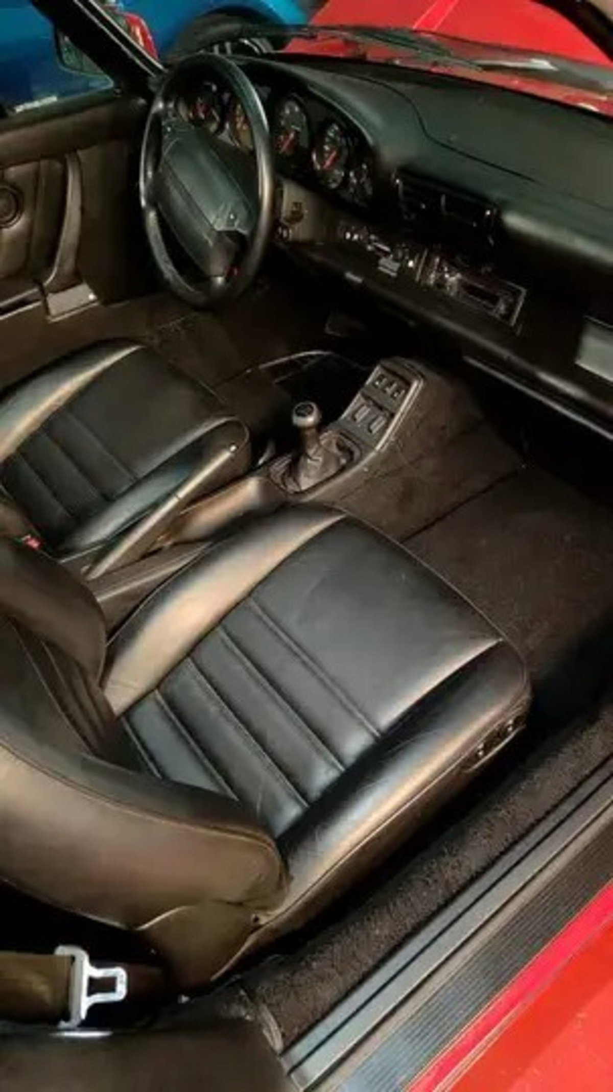 Porsche 911 Cabrio Carrera 4 (9)