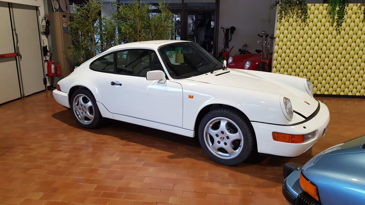 Porsche 911 Cabrio Carrera 4