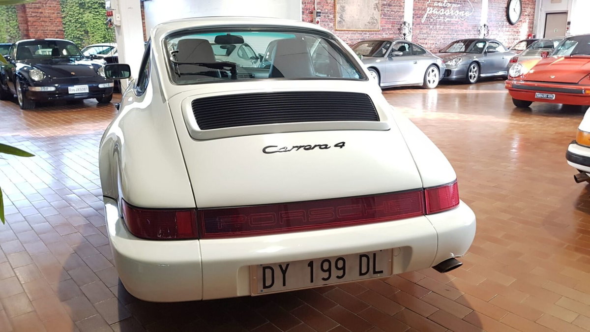 Porsche 911 Cabrio Carrera 4 (4)