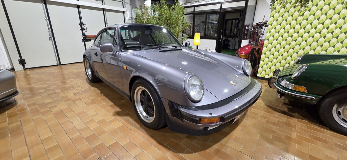 Porsche 911 Coupé Carrera 3.2 (3)