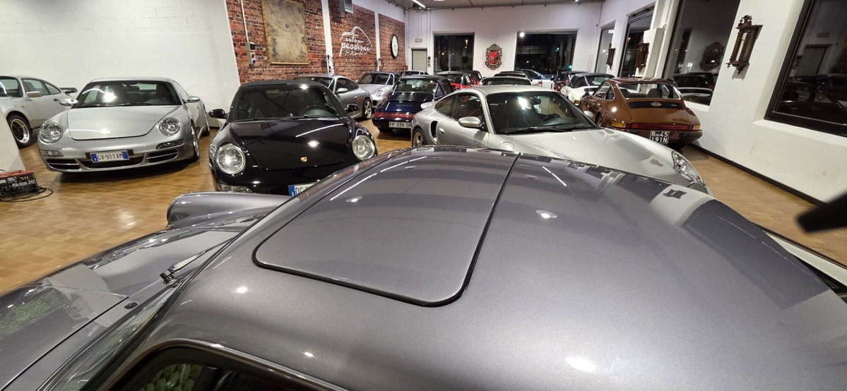 Porsche 911 Coupé Carrera 3.2 (7)