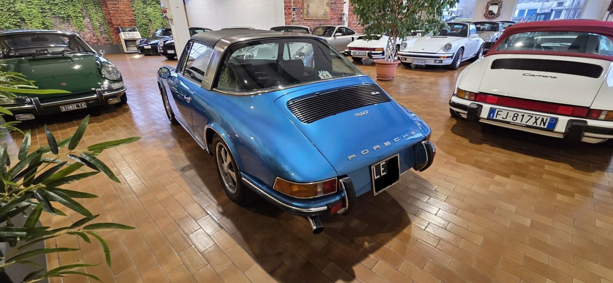 Porsche 911 Cabrio Targa 3.0 4 50Y Porsche Design (6)