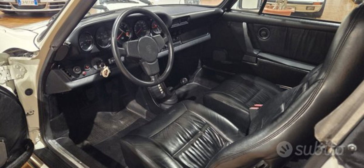 Porsche 911 Cabrio SC 3.0 (10)