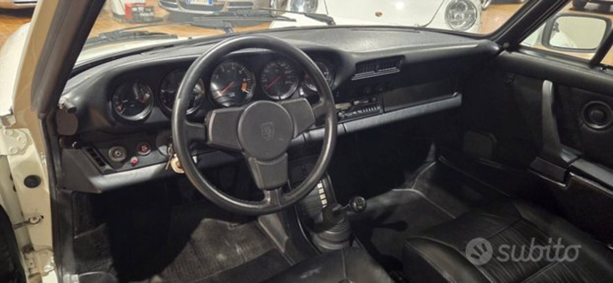 Porsche 911 Cabrio SC 3.0 (9)