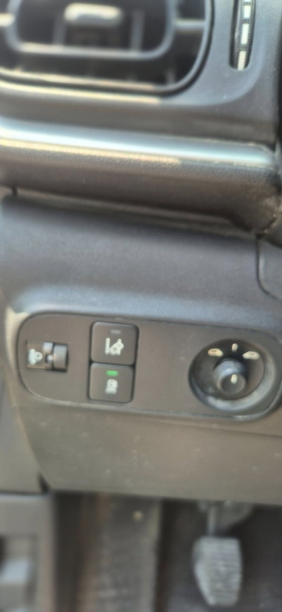 Citroen C3 PureTech 82 GPL Shine (10)