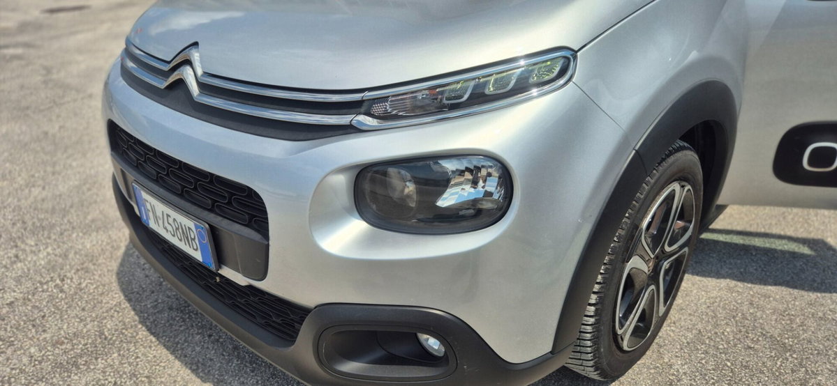 Citroen C3 PureTech 82 GPL Shine (14)