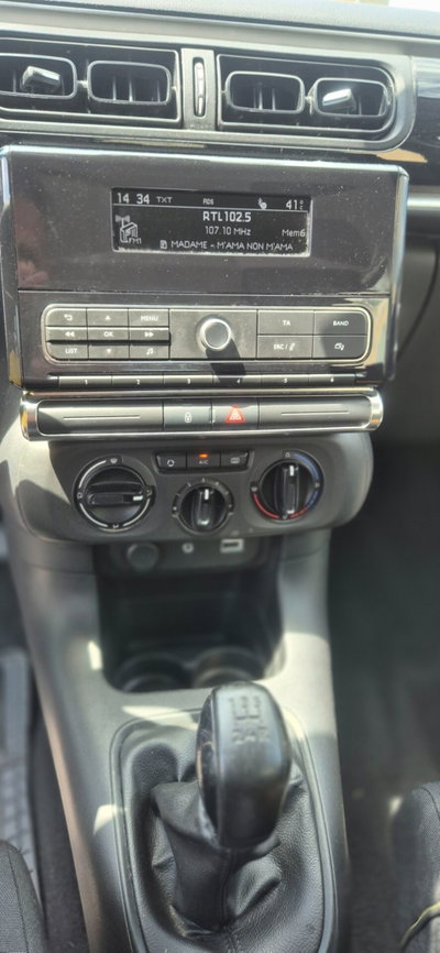 Citroen C3 PureTech 82 GPL Shine (9)