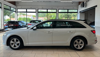 Audi A4 Avant 30 TDI Business (16)