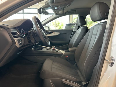 Audi A4 Avant 30 TDI Business (8)
