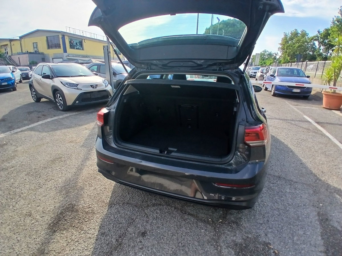 Volkswagen Golf 2.0 TDI DSG SCR Life (15)
