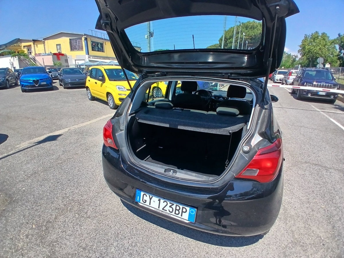 Opel Corsa 1.4 90CV 5 porte Black Edition (14)