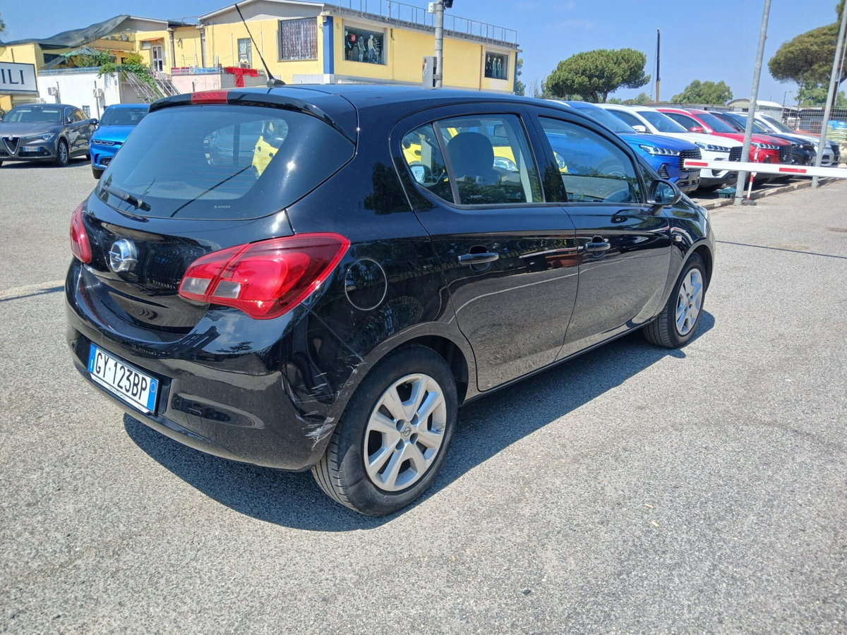 Opel Corsa 1.4 90CV 5 porte Black Edition (5)