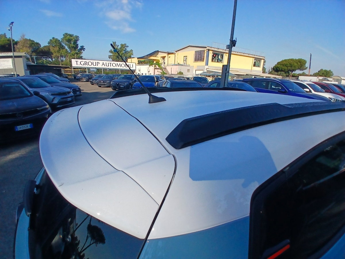 Citroen C3 1.2 puretech turbo Max 100cv s&s (13)