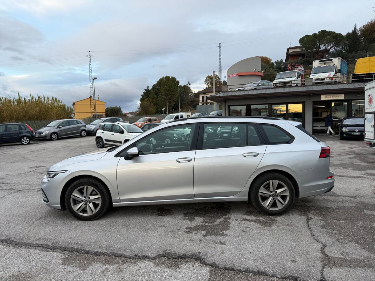 Volkswagen Golf Variant 2.0 TDI SCR DSG Style (2)