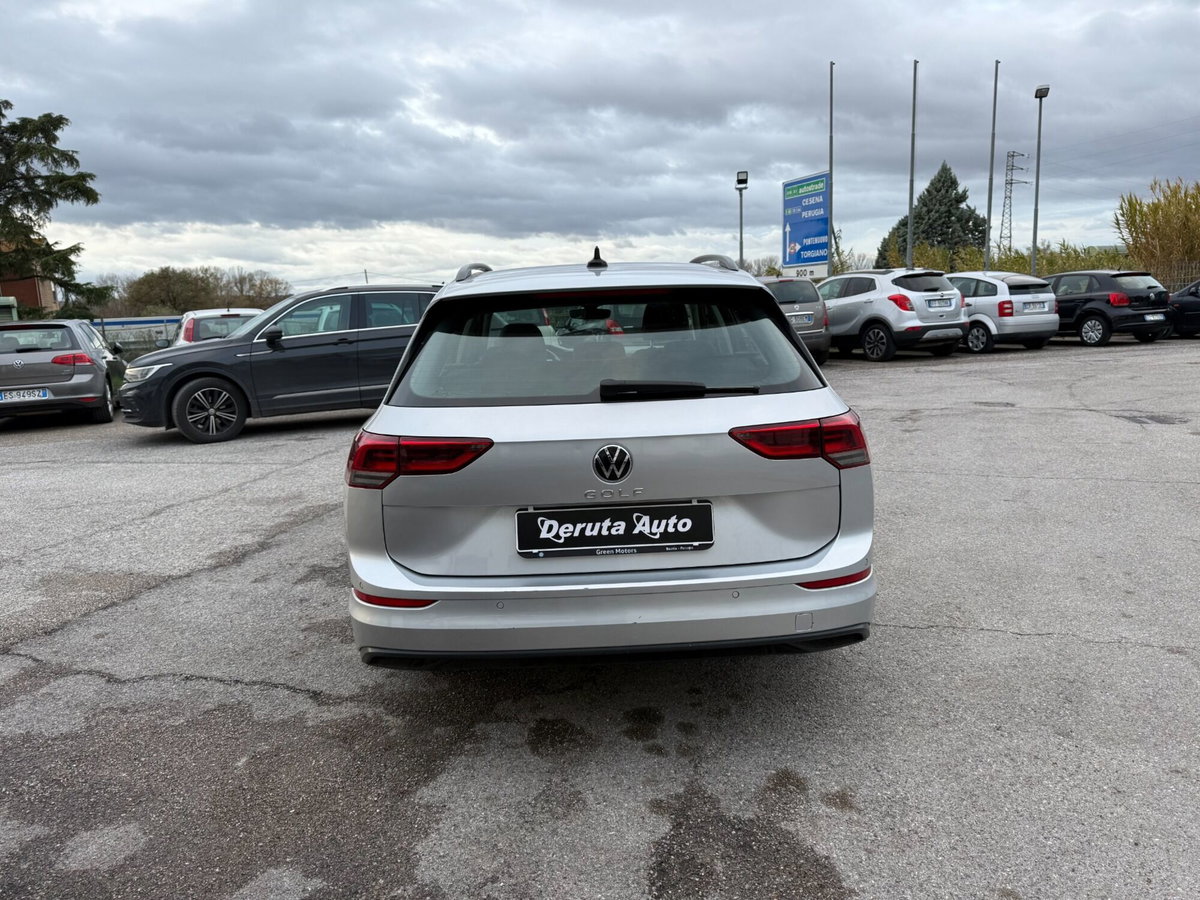 Volkswagen Golf Variant 2.0 TDI SCR DSG Style (4)