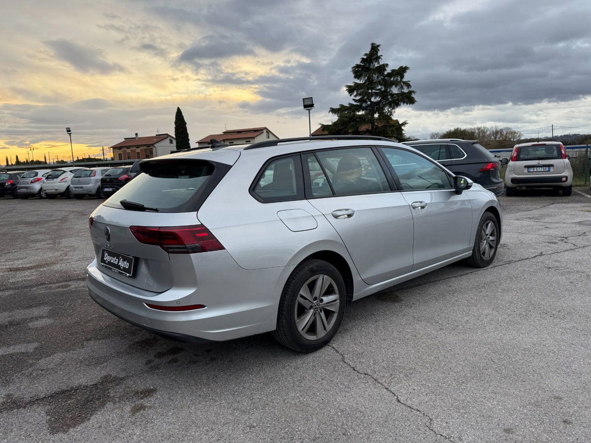 Volkswagen Golf Variant 2.0 TDI SCR DSG Style (5)
