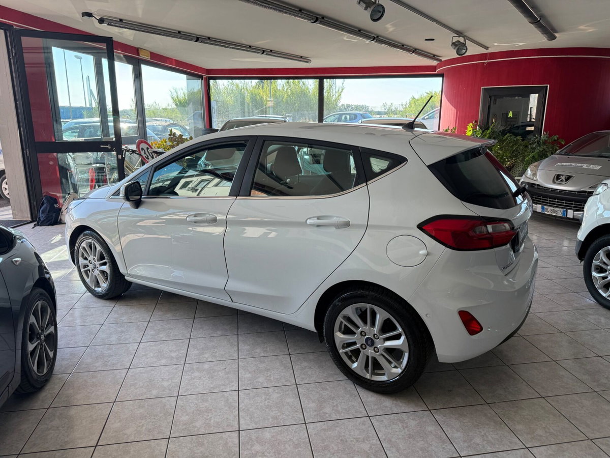 Ford Fiesta 1.1 75 CV 5 porte Titanium (3)