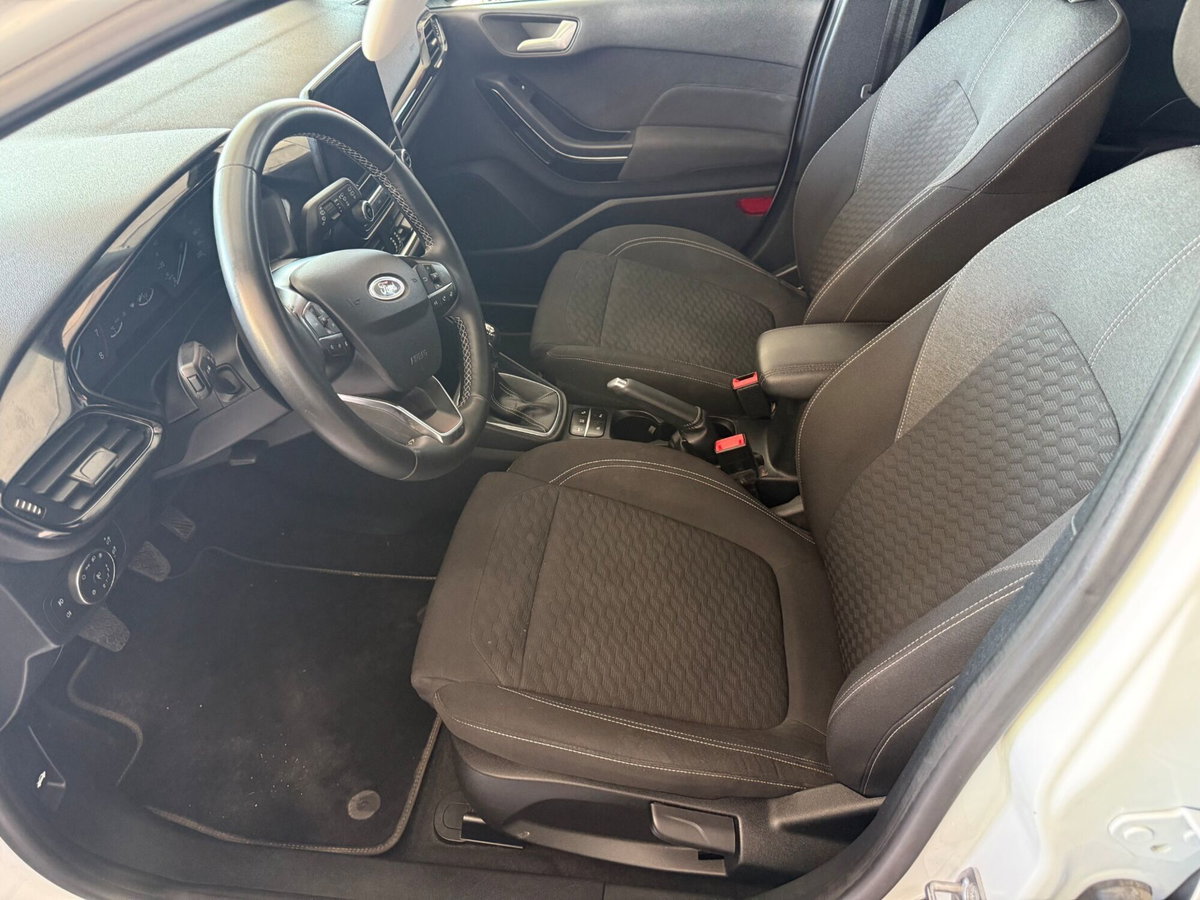 Ford Fiesta 1.1 75 CV 5 porte Titanium (9)