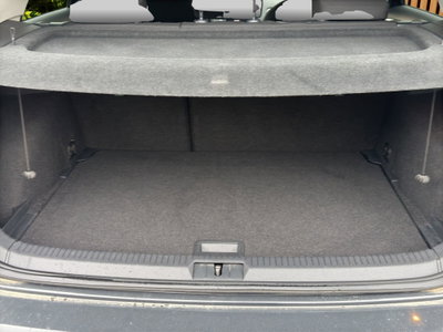 Volkswagen Golf 1.6 TDI 90 CV 5p. Trendline BlueMotion Technology (18)