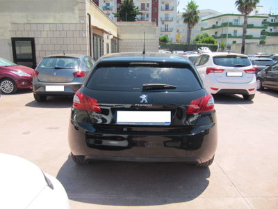 Peugeot 308 BlueHDi 120 S&S Allure (4)