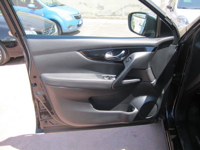 Nissan Qashqai 1.6 dCi 2WD Tekna (12)