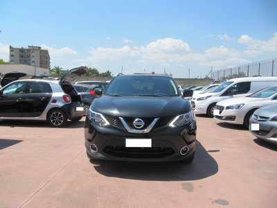 Nissan Qashqai 1.6 dCi 2WD Tekna (3)
