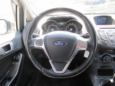 Ford Fiesta Plus 1.5 TDCi 75CV 5 porte (6)
