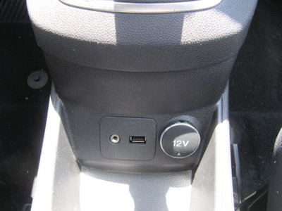 Ford Fiesta Plus 1.5 TDCi 75CV 5 porte (9)