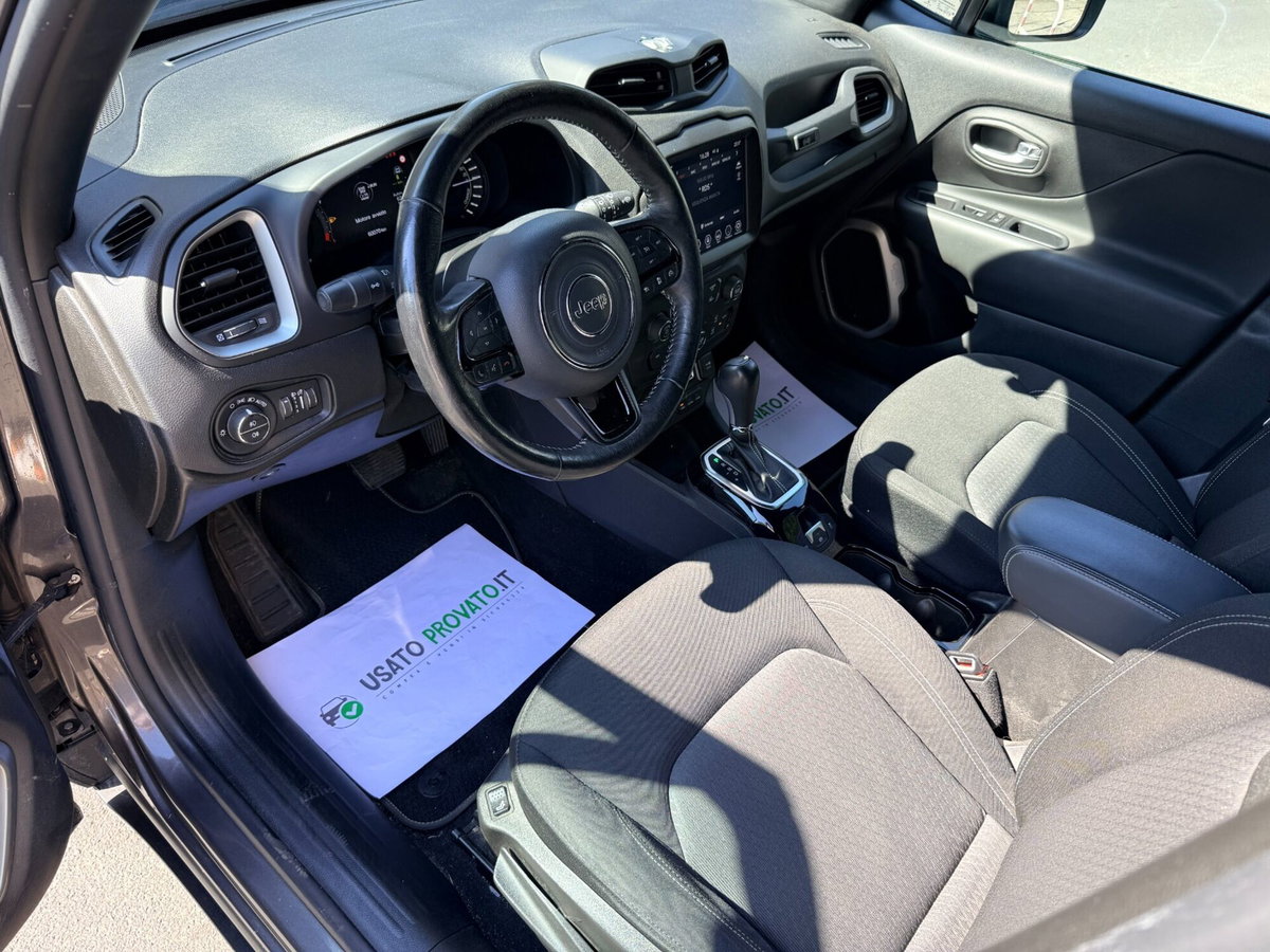 Jeep Renegade 1.3 T4 190CV PHEV 4xe AT6 Limited (12)